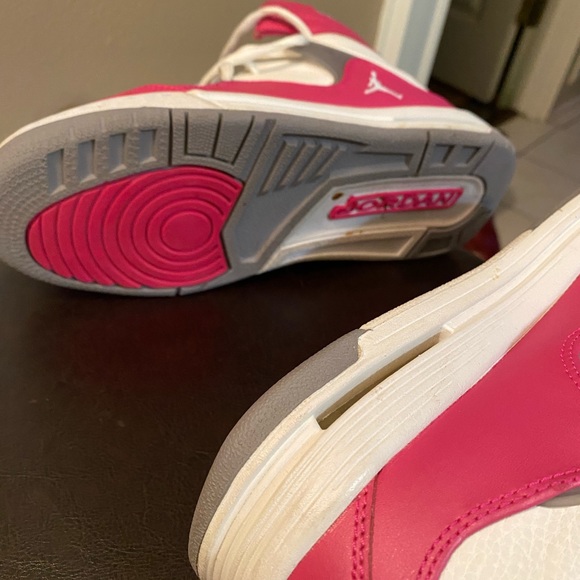 Sneakers - Picture 9 of 9